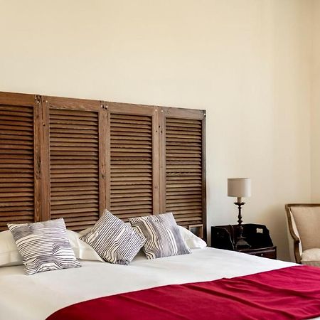 Le Vecchie Persiane - Bed & Breakfast Diano d'Alba Exterior photo